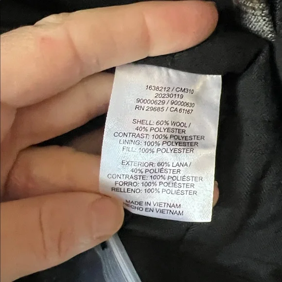 Pendleton Men’s Wool Mix Red and Black Gray Plaid Shirt Jacket- insulated - Picture 8 of 10